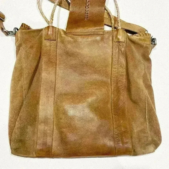 Free People Isle Distressed Tote Bag Tan Cowhide Hobo Metal Dangles suede Rare - Picture 4 of 16
